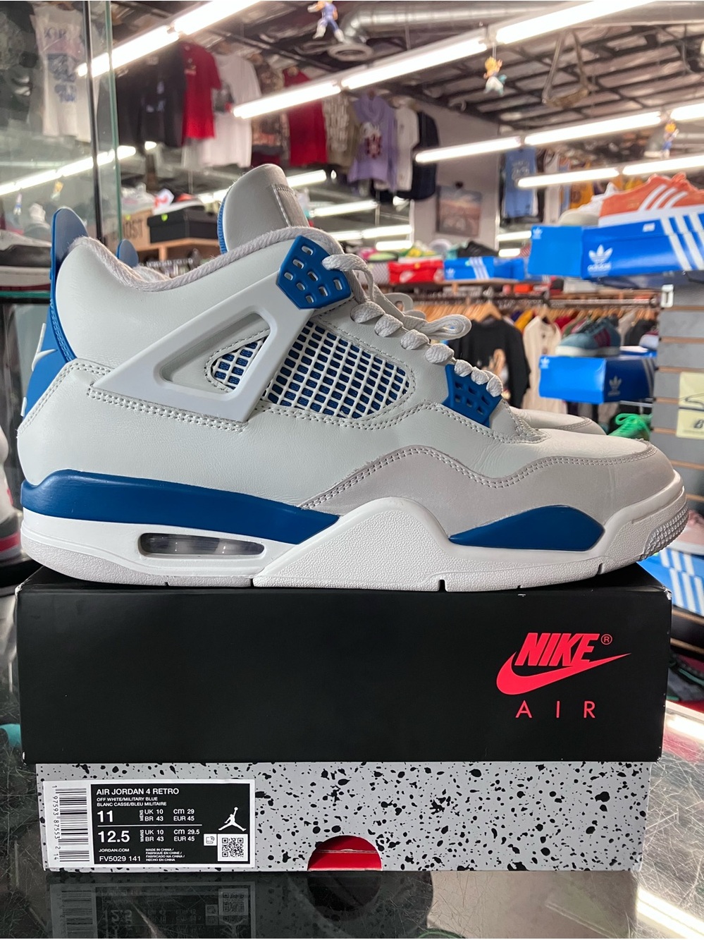 Air Jordan 4 Retro Military Blue Size 11 - Picture 2 of 9